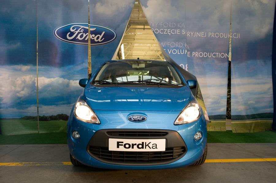  Ford Ka 2008 года  (фото 32 из 115)
